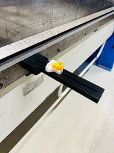 Lade das Bild in den Galerie-Viewer, Abkanthilfe für Schwenkbiegemaschine