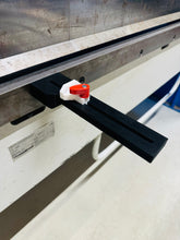 Lade das Bild in den Galerie-Viewer, Abkanthilfe für Schwenkbiegemaschine