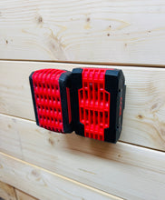 Lade das Bild in den Galerie-Viewer, Bosch Professional 18V Akkuhalter