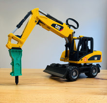 Lade das Bild in den Galerie-Viewer, Bruder Bagger Abbruchhammer Hydraulikhammer Anbaugerät