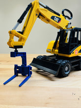 Lade das Bild in den Galerie-Viewer, Bruder Bagger Adapter Aufnahme Greifer Schaufelgreifer Palettenheber Anbaugerät
