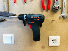 Lade das Bild in den Galerie-Viewer, Bosch 12V Akkuschrauber Wandhalter