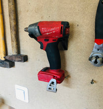 Lade das Bild in den Galerie-Viewer, Milwaukee Schlagschrauber klein Wandhalter