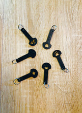 Lade das Bild in den Galerie-Viewer, 6x Einkaufswagen Chip