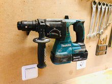 Lade das Bild in den Galerie-Viewer, Makita Bohrhammer Wandhalter