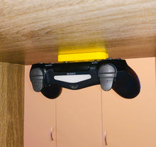Lade das Bild in den Galerie-Viewer, PlayStation 4 Controller Tischhalter