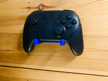 Lade das Bild in den Galerie-Viewer, Nintendo Switch Pro Controller Wandhalter