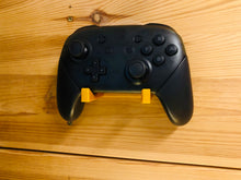 Lade das Bild in den Galerie-Viewer, Nintendo Switch Pro Controller Wandhalter
