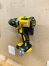 Lade das Bild in den Galerie-Viewer, DeWalt 18V Akkuschrauber Wandhalter