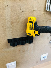 Lade das Bild in den Galerie-Viewer, DeWalt 10,8V Akkuschrauber Wandhalter (3-er)