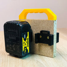Lade das Bild in den Galerie-Viewer, DeWalt 18V Akkutragehalter