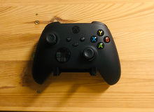 Lade das Bild in den Galerie-Viewer, xBox Series X Controller Wandhalter