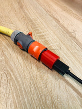 Lade das Bild in den Galerie-Viewer, HDMI auf Gardena Adapter Spaßartikel