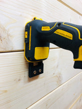Lade das Bild in den Galerie-Viewer, 2x DeWalt 18V Geräte Gerätehalter Maschinenhalter Akkuschrauber Halter Decke