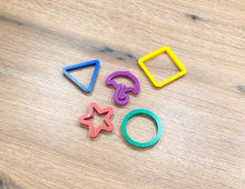 Lade das Bild in den Galerie-Viewer, Squid Game Gonggi Gong-gi Steine Ausstecher Zuckerspiel Keks Keksausstecher Set