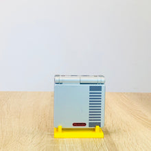 Lade das Bild in den Galerie-Viewer, GameBoy Halter