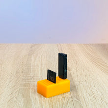 Lade das Bild in den Galerie-Viewer, SD Karten/USB Stick Halter