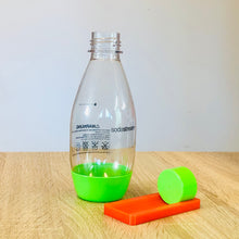 Lade das Bild in den Galerie-Viewer, Soda Stream Deckelhalter für Plastikflaschen
