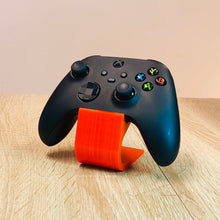 Lade das Bild in den Galerie-Viewer, Controllerhalter für xBox One