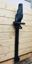 Lade das Bild in den Galerie-Viewer, Bosch Professional 18V Heckenschere GHE 18V-60 II Wandhalter Halter Halterung

