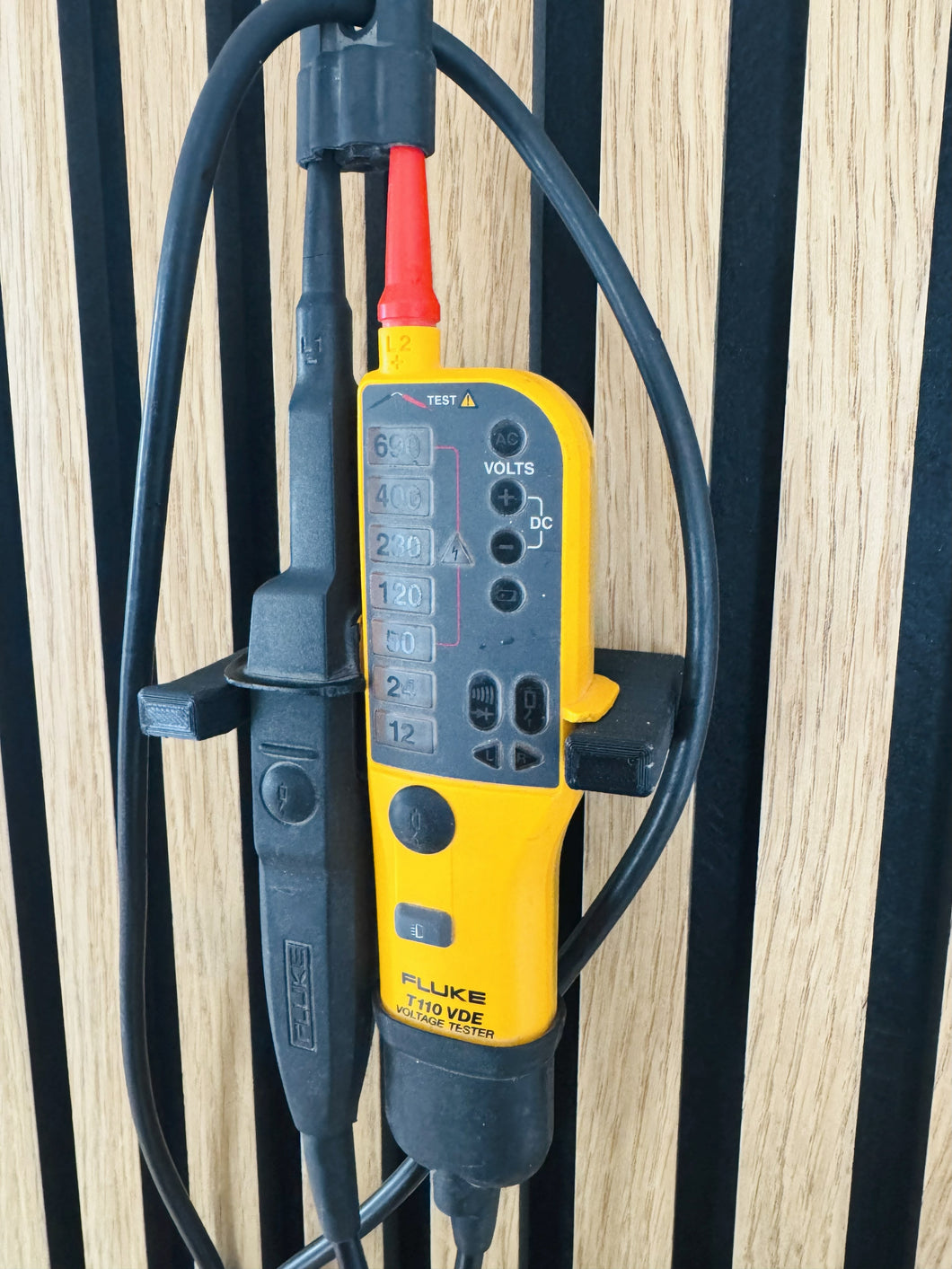 Fluke T110 VDE Spannungsprüfer Wandhalter Halter Halterung