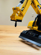 Lade das Bild in den Galerie-Viewer, Bruder Bagger Adapter Aufnahme Greifer Schaufelgreifer Palettenheber Anbaugerät
