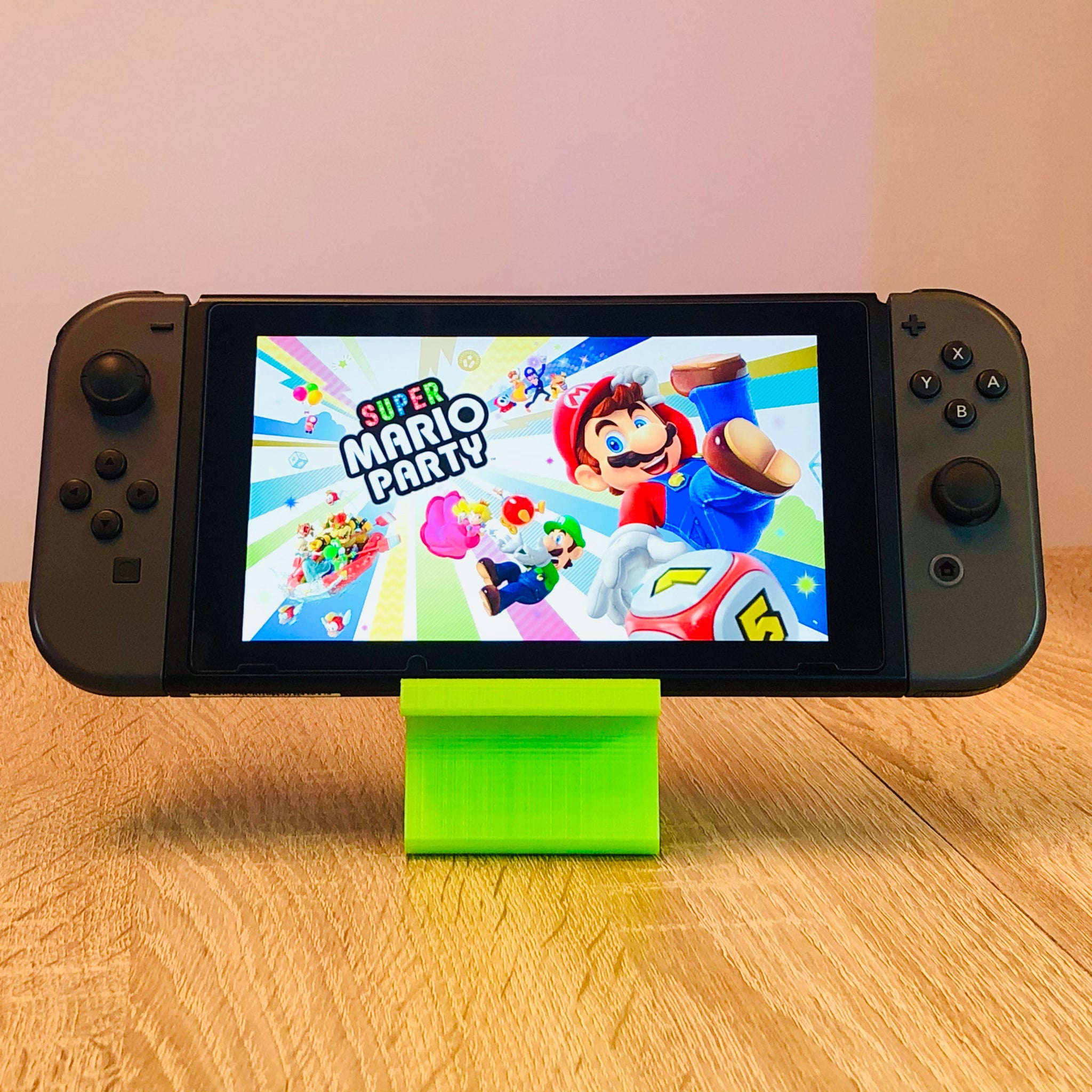 Nintendo Switch Halter – hr3ddruck