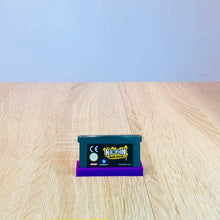 Lade das Bild in den Galerie-Viewer, GameBoy Advance Spielhalter
