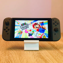 Lade das Bild in den Galerie-Viewer, Nintendo Switch Halter
