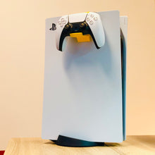 Lade das Bild in den Galerie-Viewer, PlayStation 5 Controllerhalter
