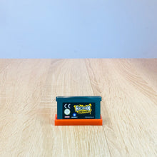 Lade das Bild in den Galerie-Viewer, GameBoy Advance Spielhalter
