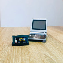 Lade das Bild in den Galerie-Viewer, GameBoy Advance Spielhalter
