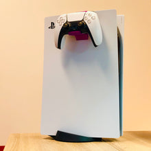 Lade das Bild in den Galerie-Viewer, PlayStation 5 Controllerhalter
